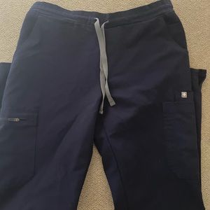 Figs Yola navy small petite